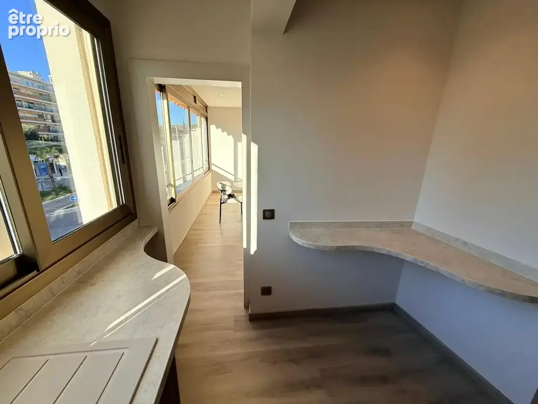 Cannes Carnot, beau 3 p rénové avec cave - photo 4