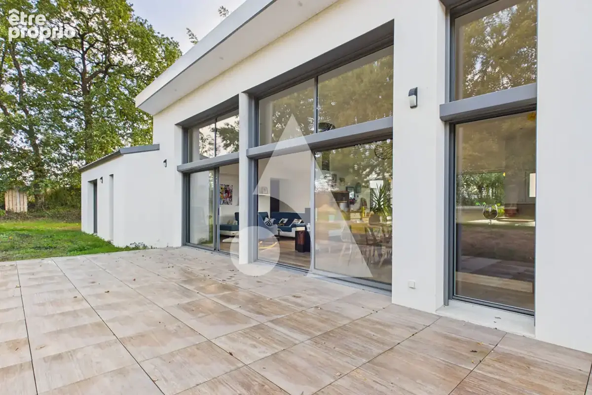 Maison recente plain pied  4 chambres - terrain - photo 1