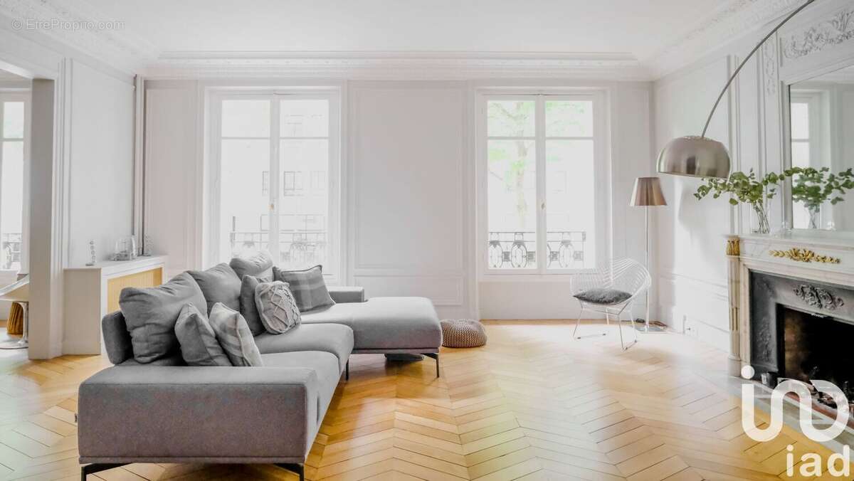 Photo 2 - Appartement à NEUILLY-SUR-SEINE