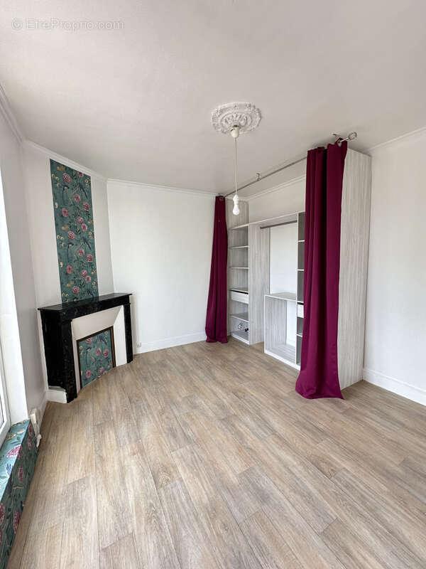 Appartement à MONTLHERY