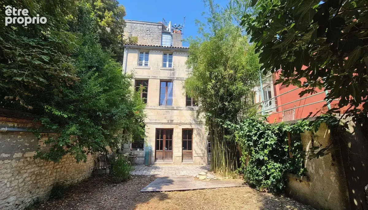 Maison à ROCHEFORT