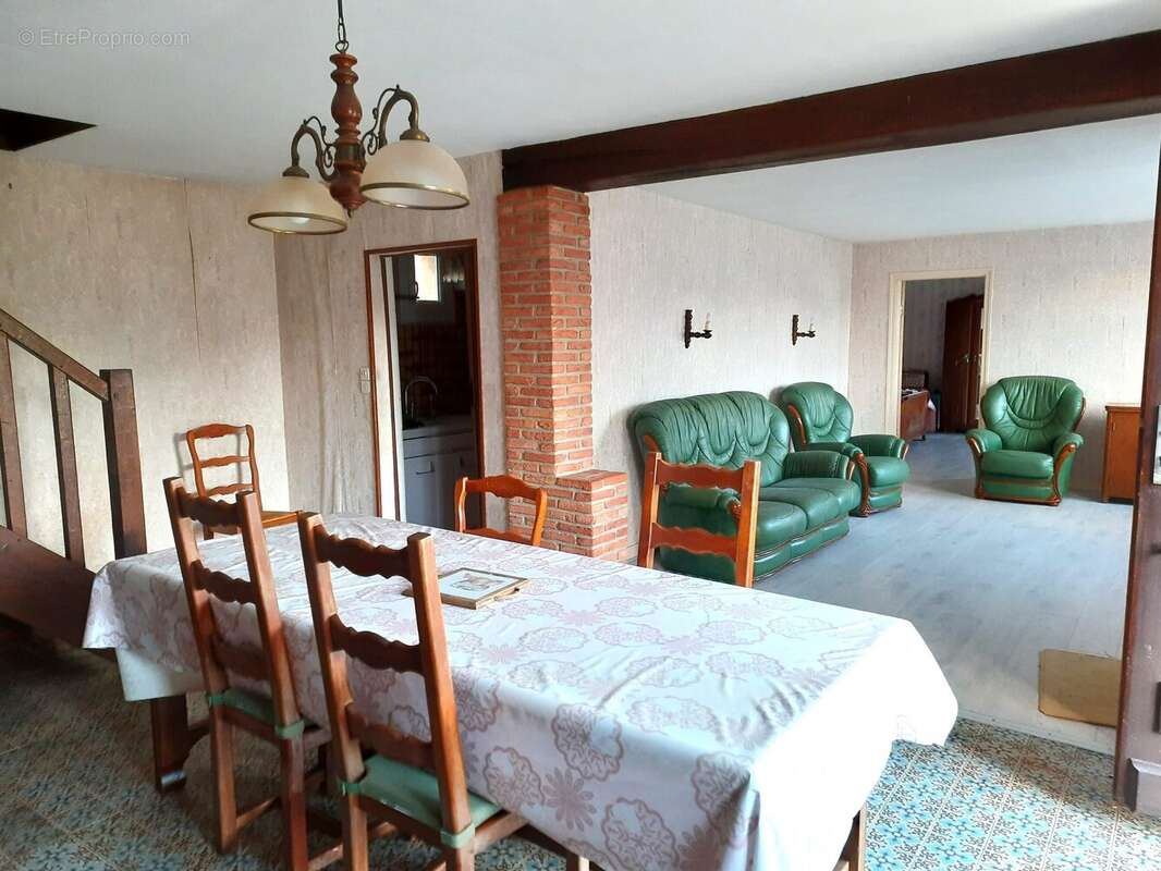 Maison à SASSETOT-LE-MAUCONDUIT