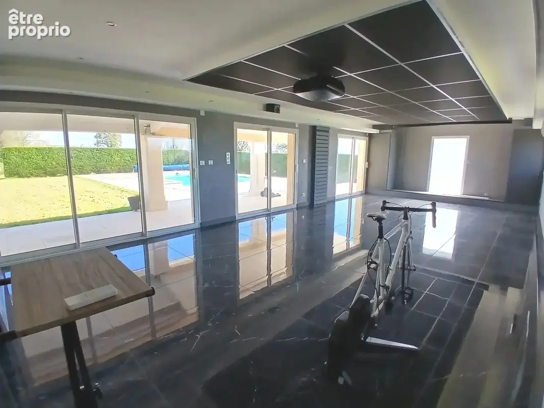 Pavillon moderne de 5 chambres avec piscine - photo 5