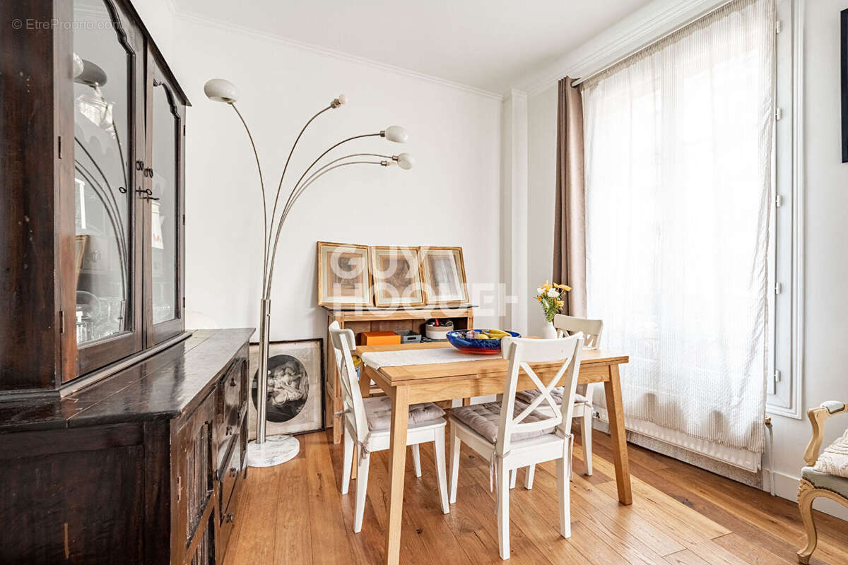 Appartement à SAINT-DENIS