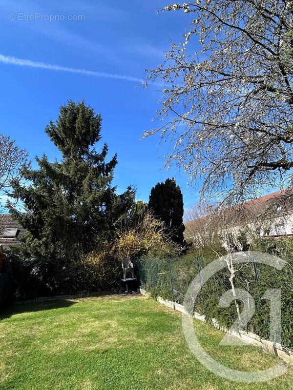 Maison à TOURNAN-EN-BRIE