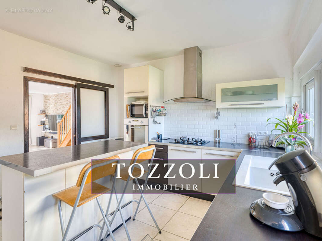 Maison à SAINT-QUENTIN-FALLAVIER