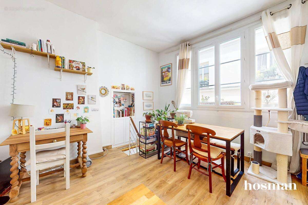 Appartement à PARIS-11E