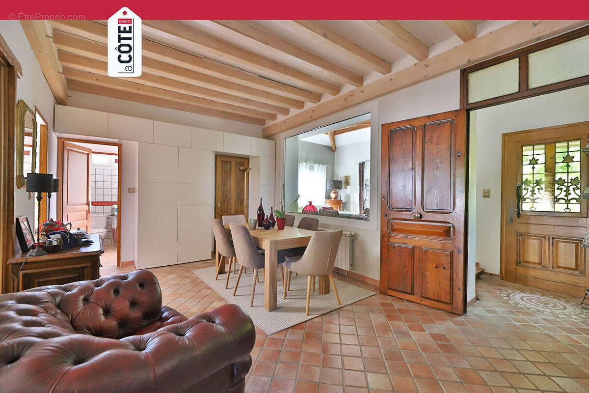 Maison à CHATEAUNEUF-LES-MARTIGUES