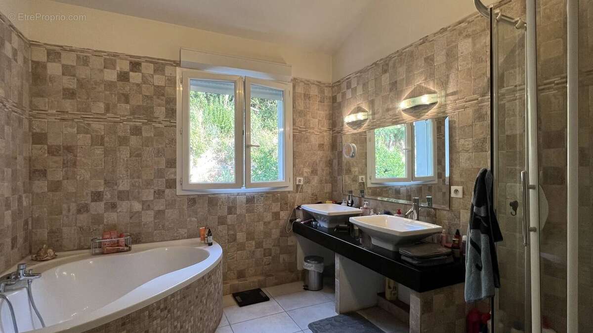 Appartement à SAN-NICOLAO