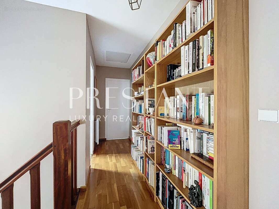 Maison à LE CHESNAY