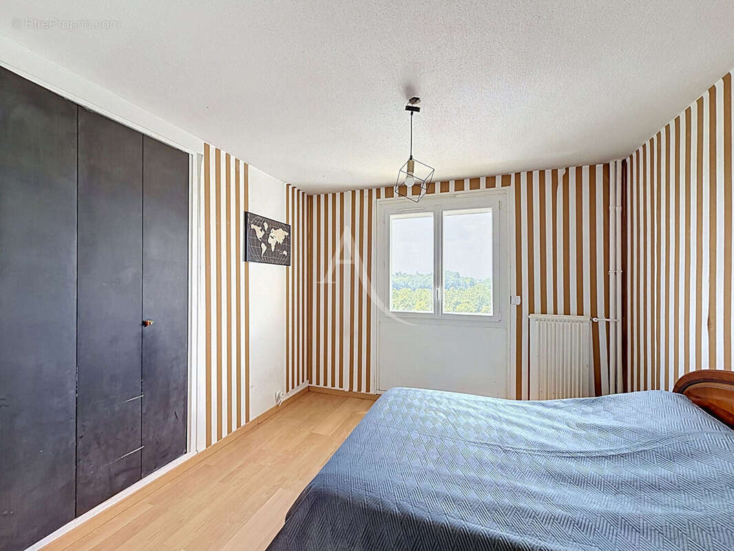 Appartement centre ville de Meaux - proche pâtis - F3 - 2 chambres - balcon - cave - stationnement extérieur - photo 7
