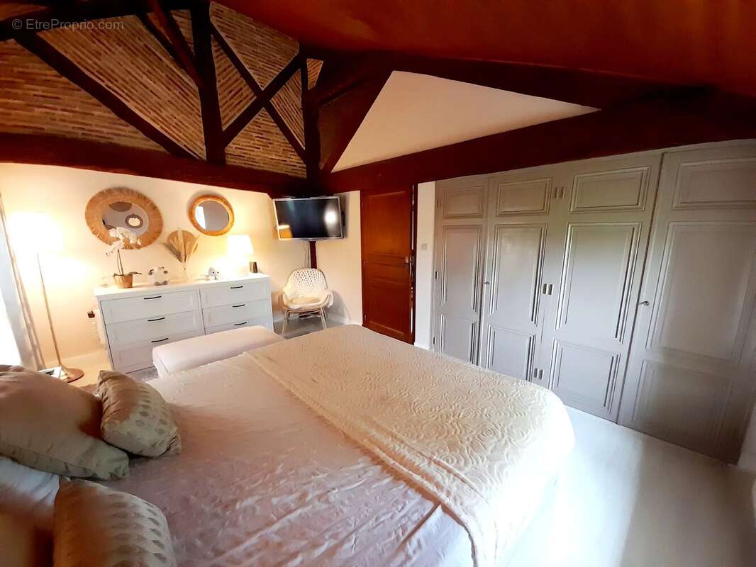 Maison à SAINT-BARTHELEMY-D'AGENAIS