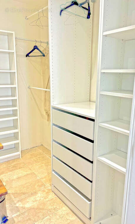 Appartement à PARIS-2E