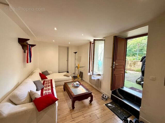 Appartement 41 m² à Bagnolet  - photo 2