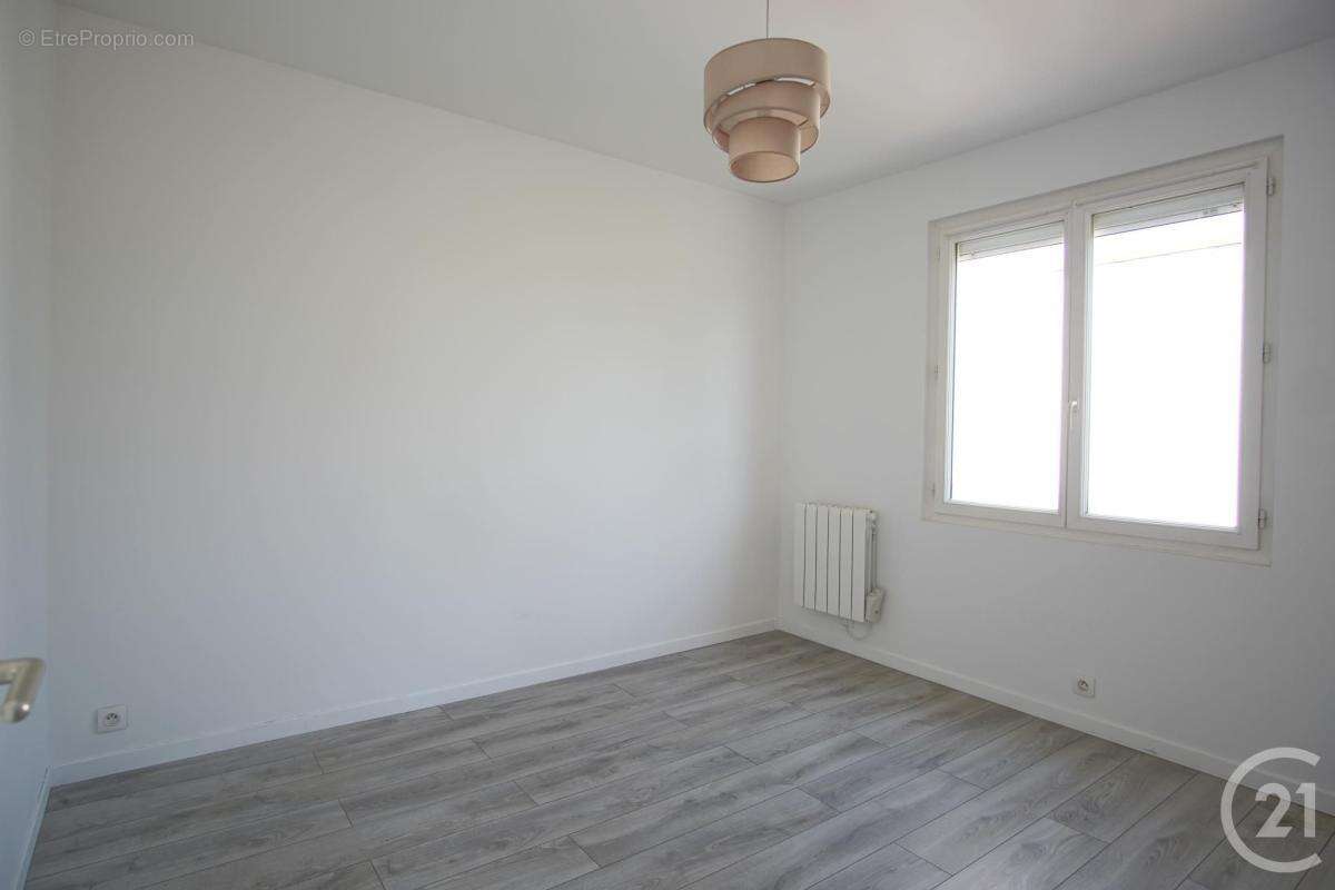 Maison 71 m² à Orly  - photo 9