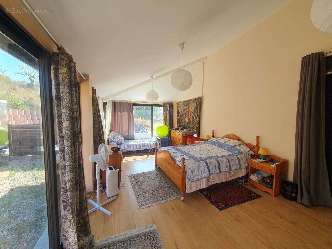 Maison à SAINT-ANDRE-DE-CRUZIERES