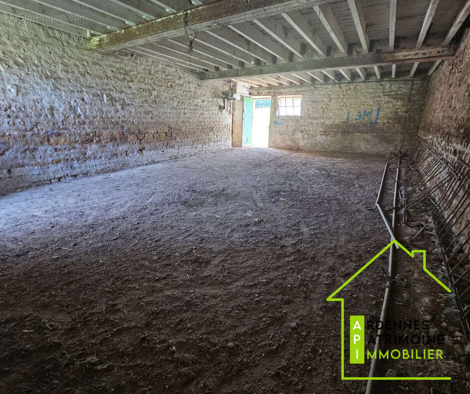 Autre à AUTRECOURT-ET-POURRON