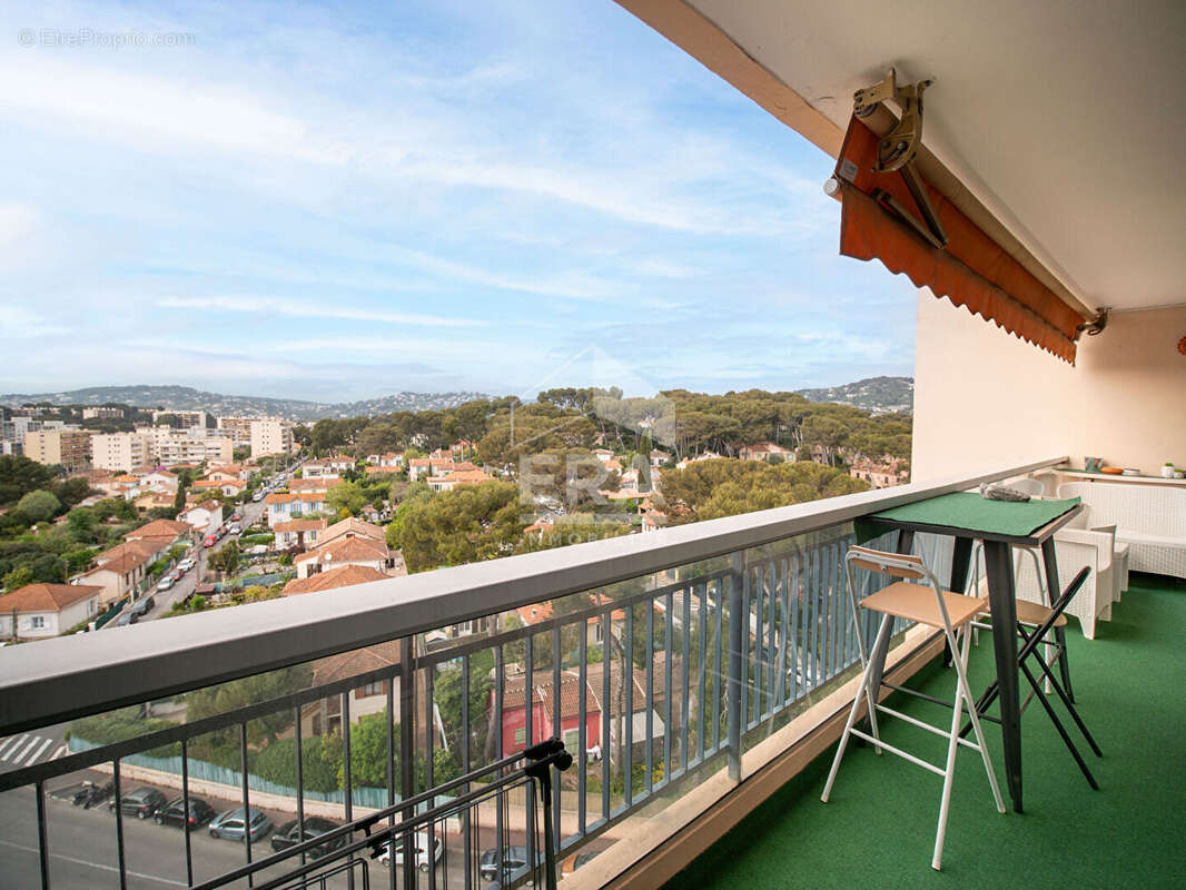 Appartement à LE CANNET