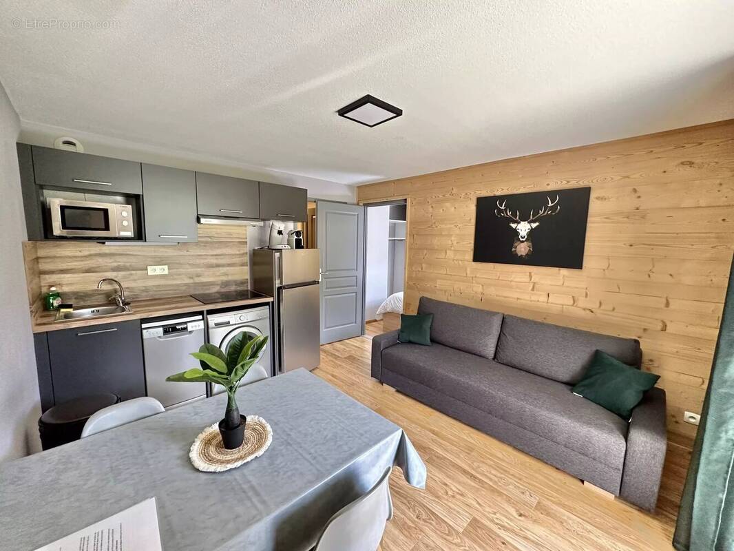 Appartement à ALBIEZ-MONTROND