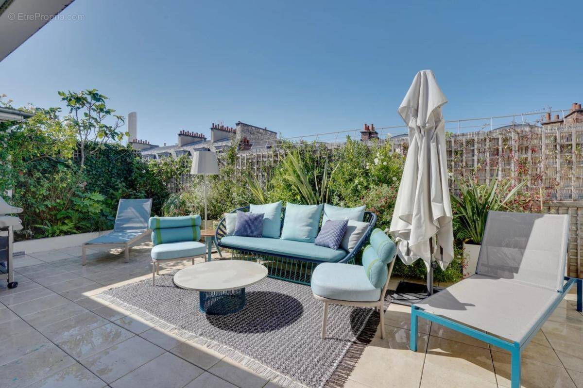 Appartement à RUEIL-MALMAISON