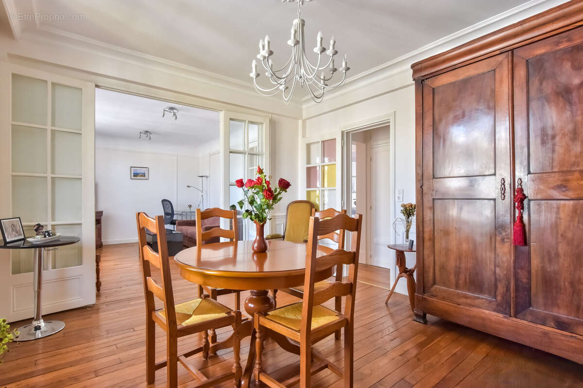 Appartement à LE VESINET