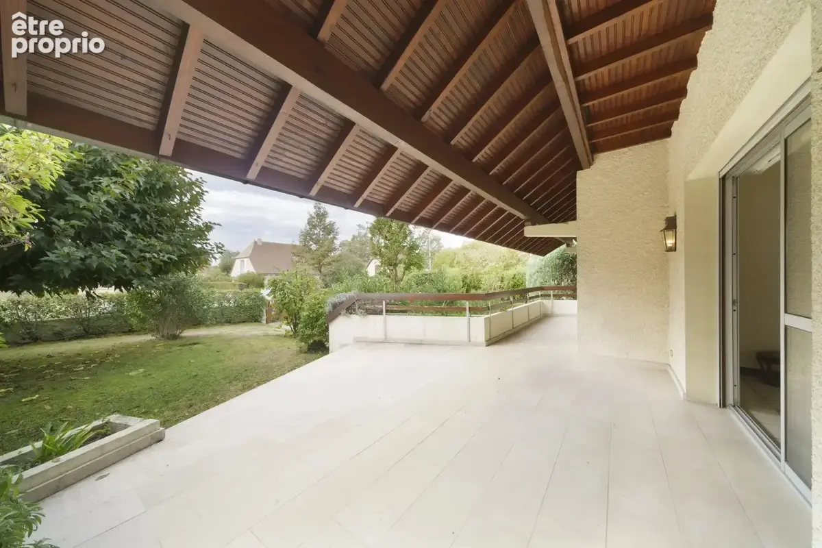 Maison 5 pièces 172 m² à vendre à Lescar (64230) - photo 2