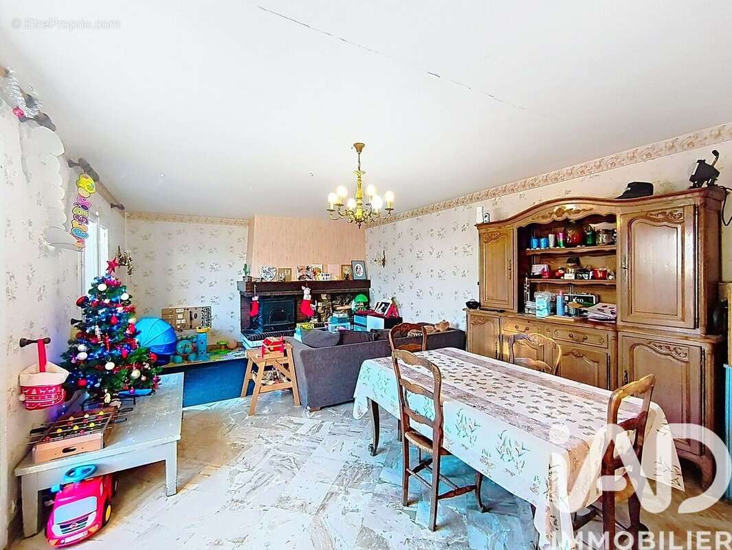 Photo 3 - Maison à CHATEAUNEUF-EN-THYMERAIS