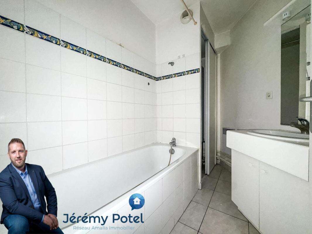 Appartement T2 de 49 m² avec garage privatif – Secteur Jardin de La Rhônelle (Valenciennes) - photo 7