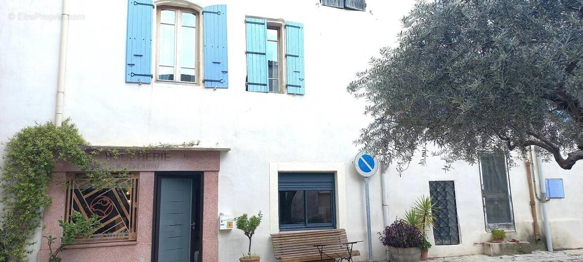 Maison à SAINT-BAUZILLE-DE-LA-SYLVE