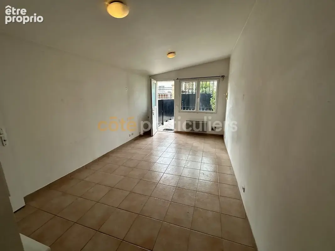 Charmant pavillon familial avec sous-sol et dépendance à VLR - photo 17