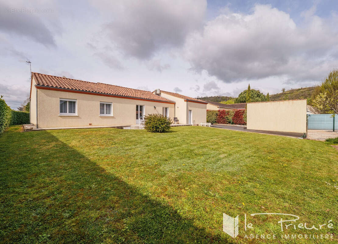 Maison à LESCURE-D'ALBIGEOIS