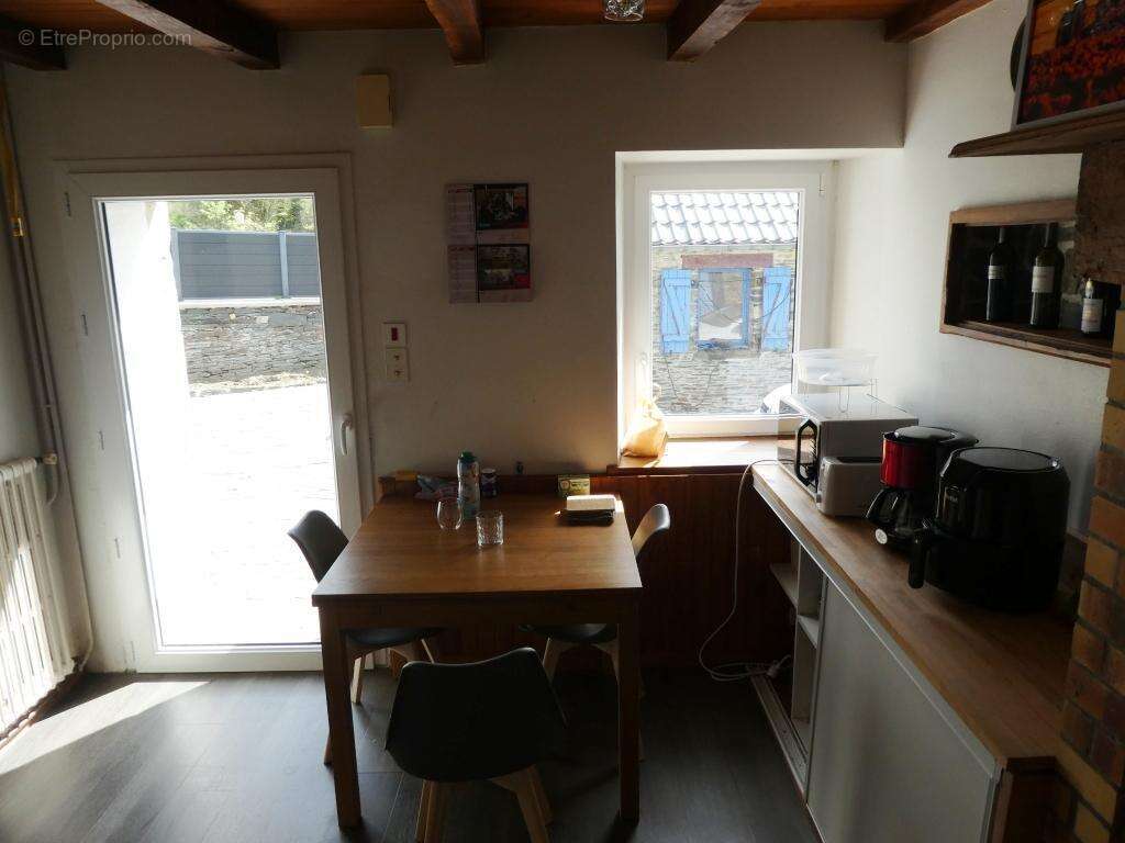 Maison à SAINTE-BRIGITTE