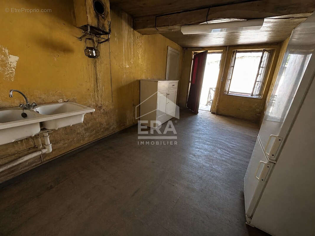 Maison 100m² à saint-jean-le-vieux - photo 3