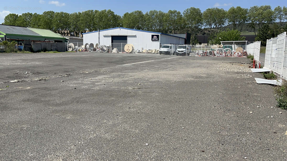 Terrain à LIMOUX