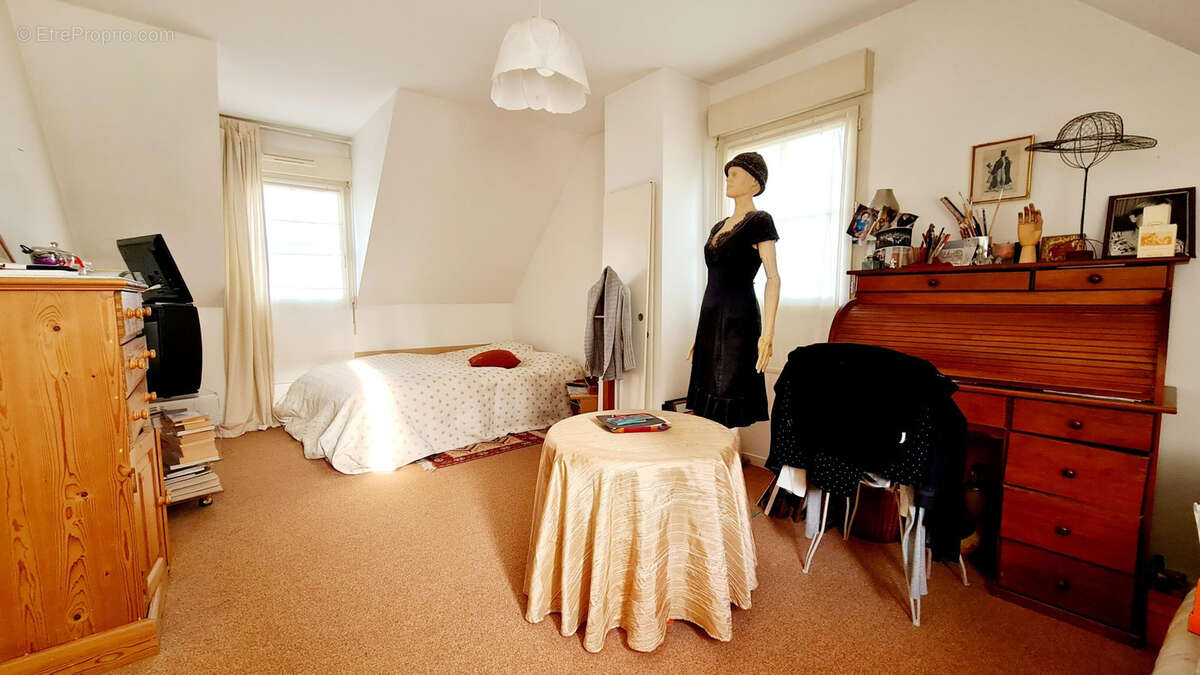 Maison à PONT-L&#039;EVEQUE