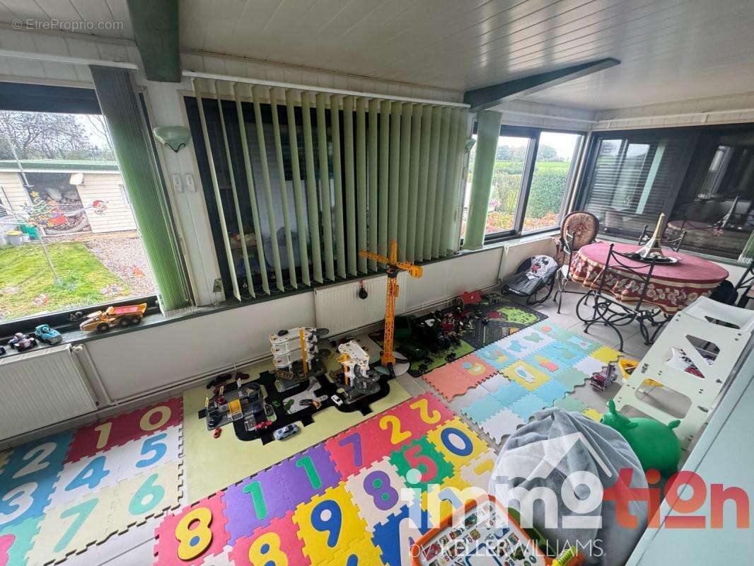 Maison à SAINT-QUENTIN-LA-MOTTE-CROIX-AU-BAILLY