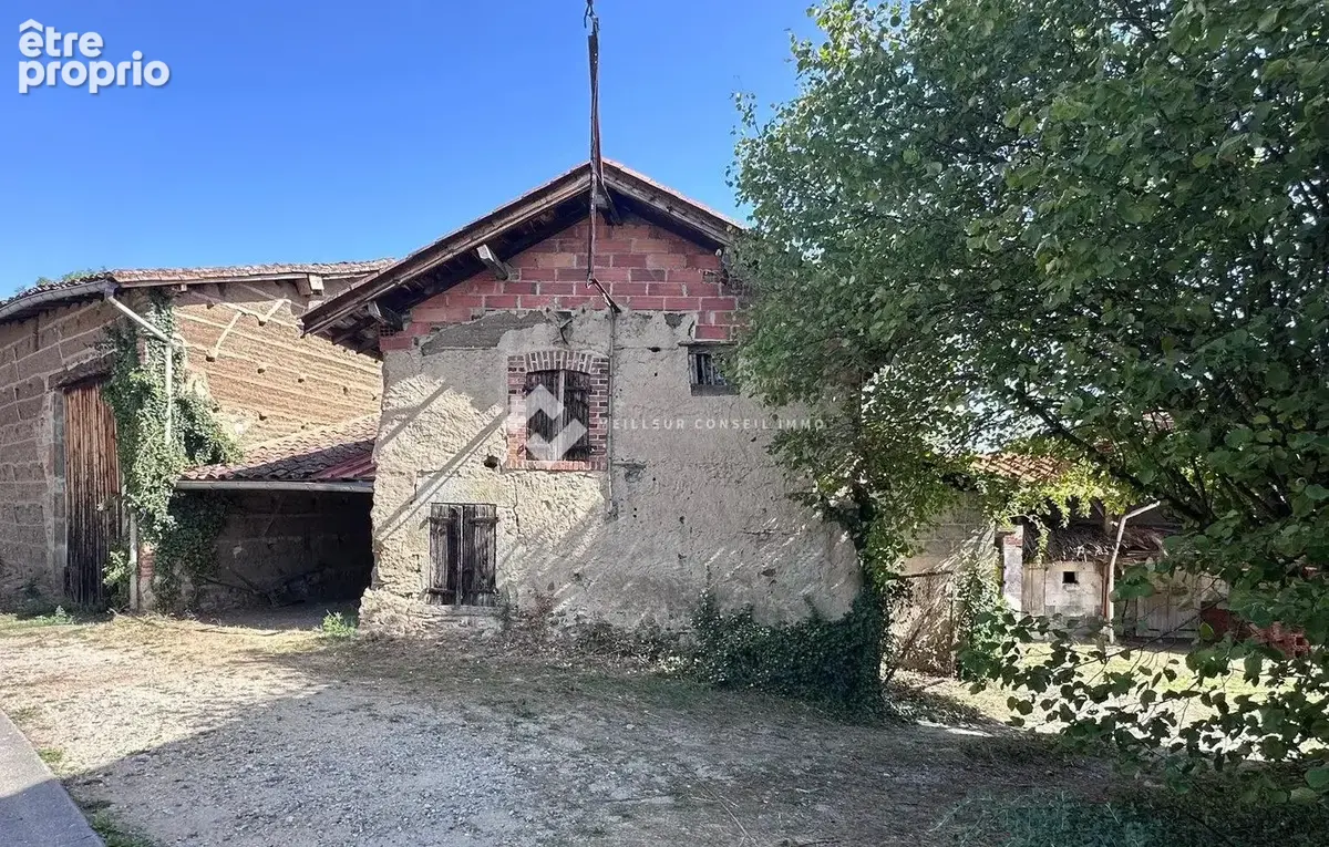 Maison 6 pièces 120 m² à vendre à Orleat (63190) - photo 6