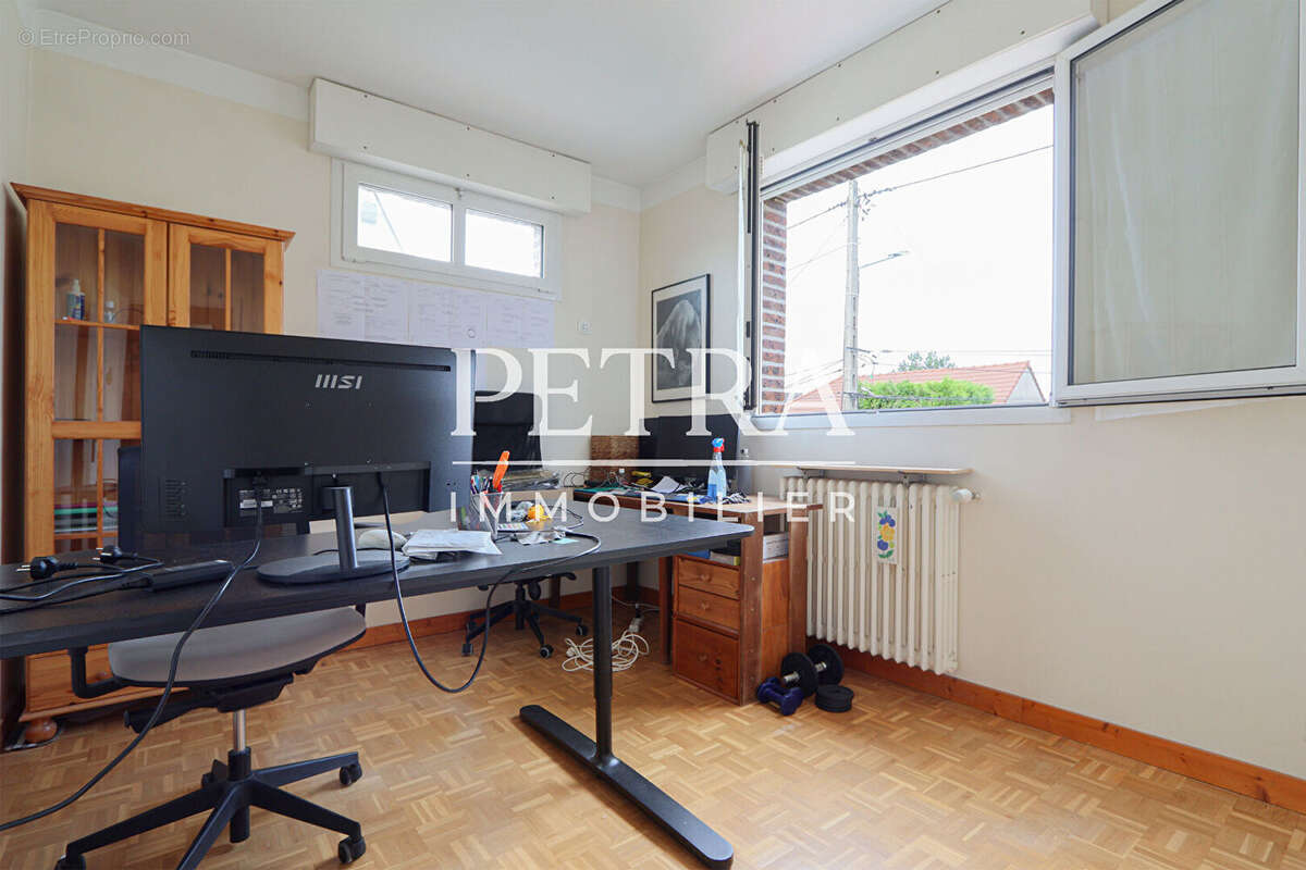 Maison non -mitoyenne - 4 chambres - jardin - l'hay les roses - blondeaux - photo 17