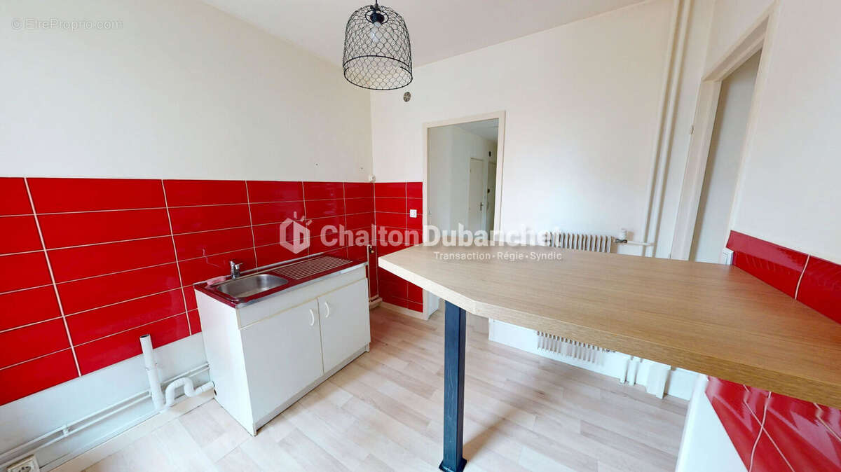 Appartement à RIORGES