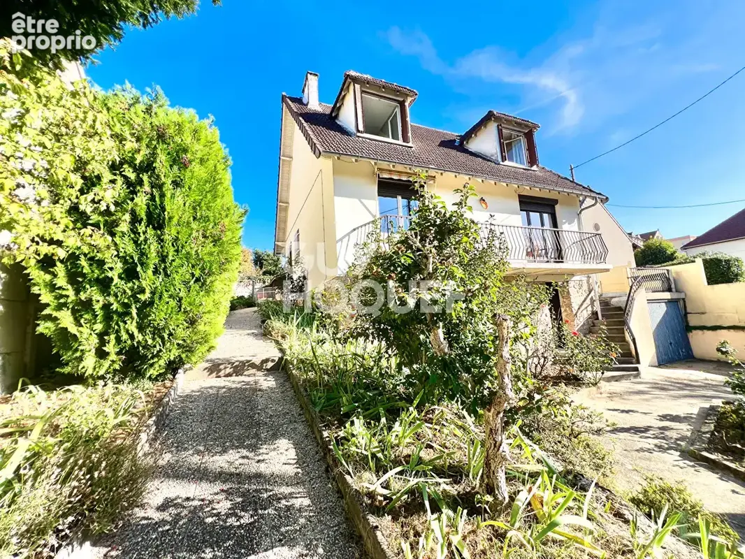Maison 6 pièces à vendre à Massy - Vieux Massy - photo 1