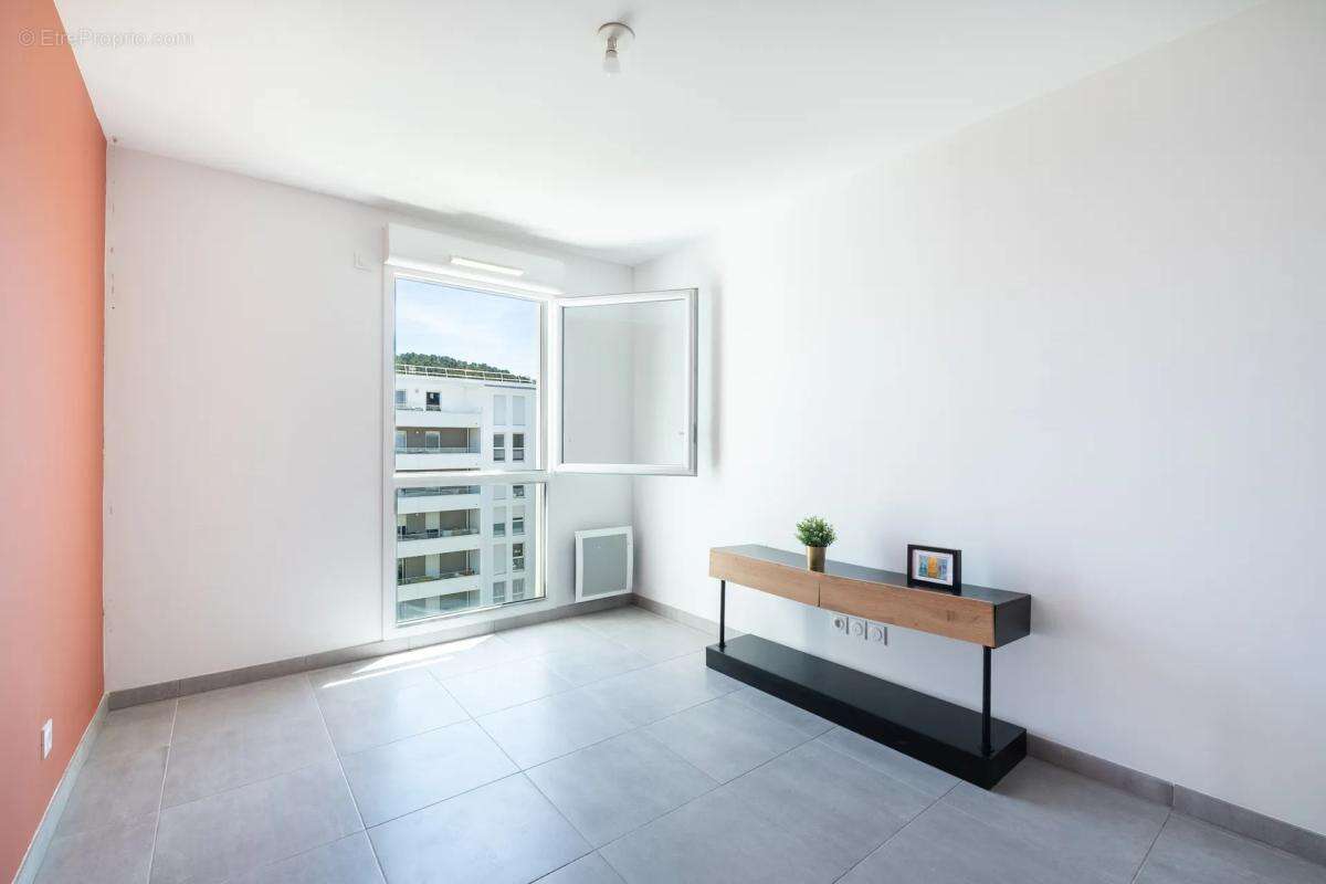 Appartement à MARSEILLE-9E