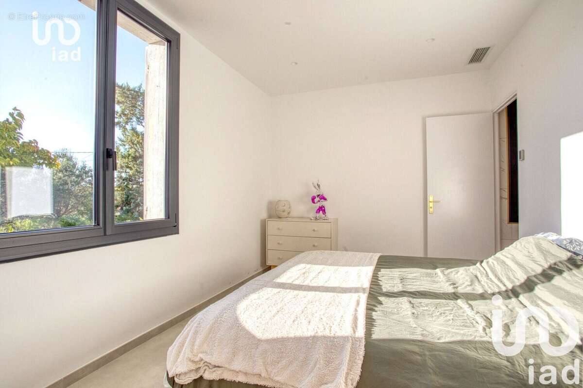 Photo 6 - Maison à ROQUEBRUNE-SUR-ARGENS