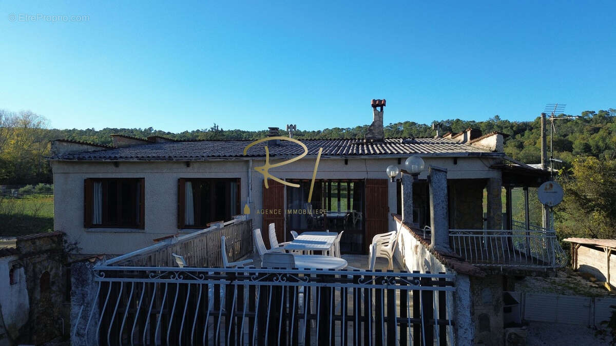 Maison à GOUDARGUES