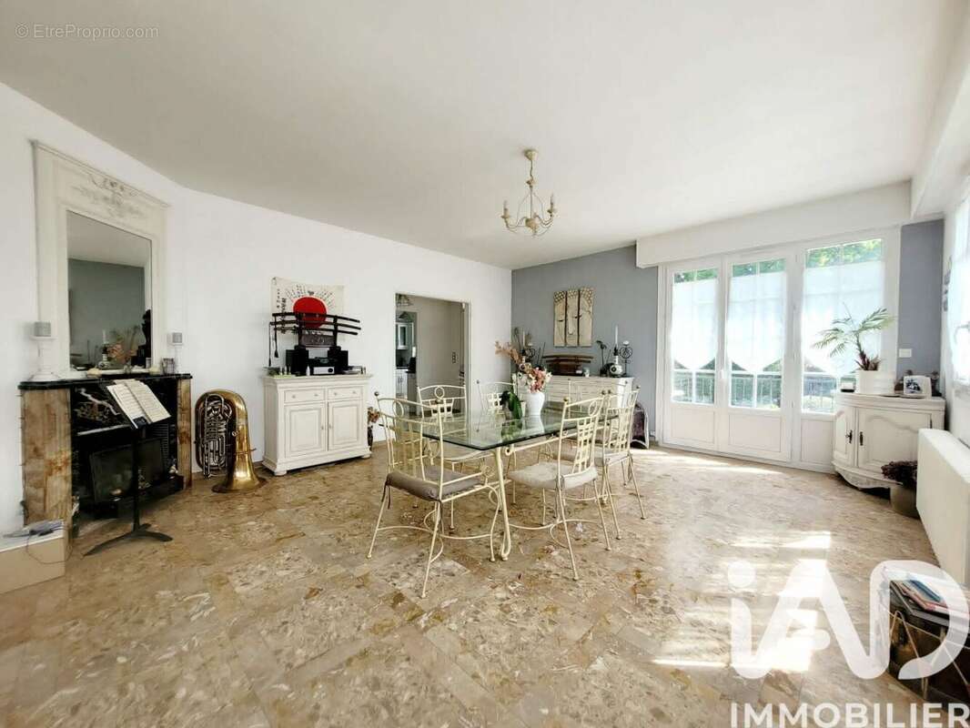 Photo 2 - Maison à RONQUEROLLES