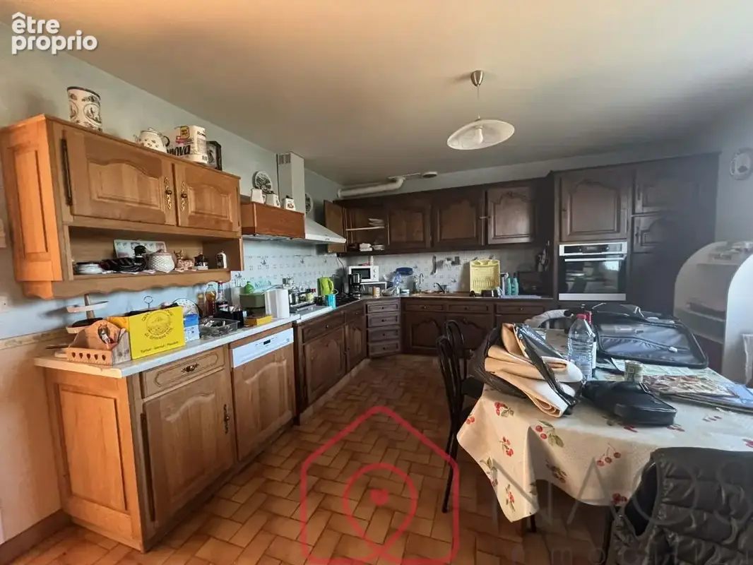 Maison individuelle édifiée sur un terrain clos et plat de 1 192 m - photo 4