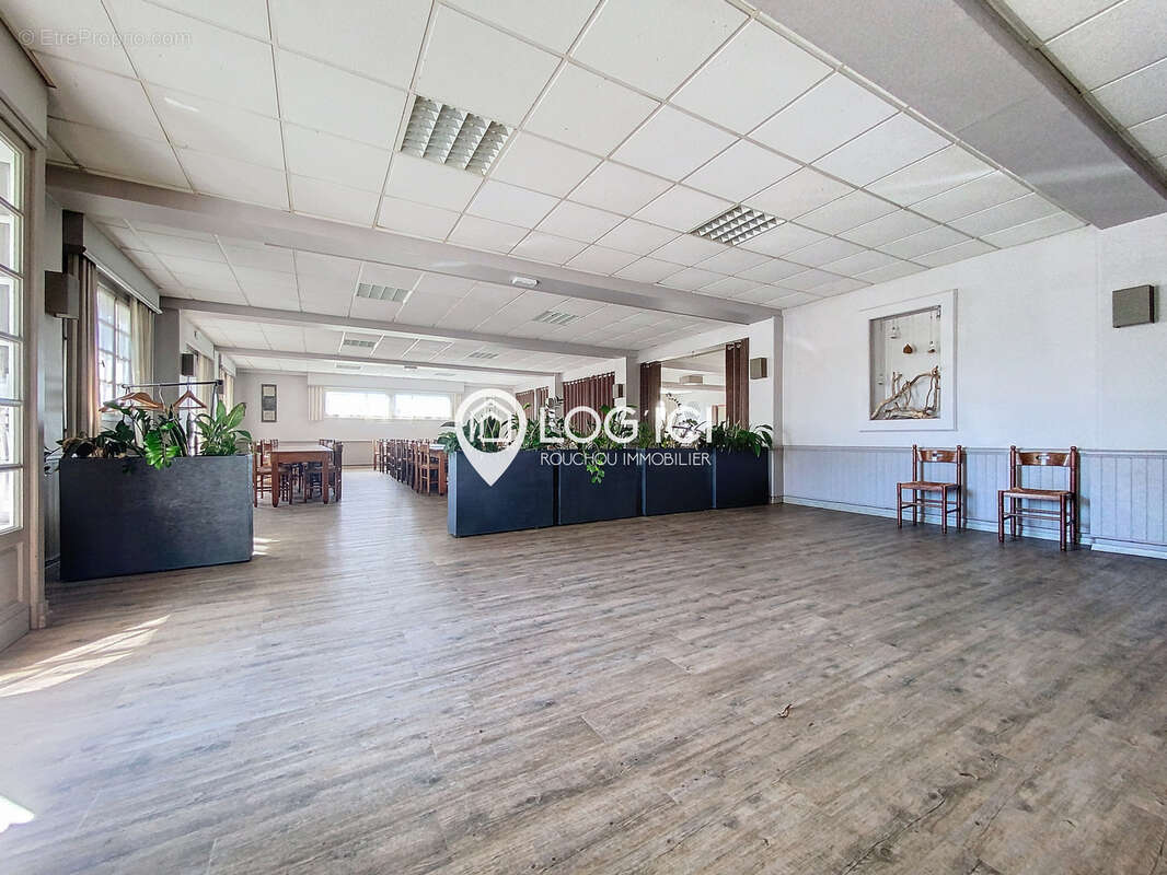 Commerce à SEVIGNACQ