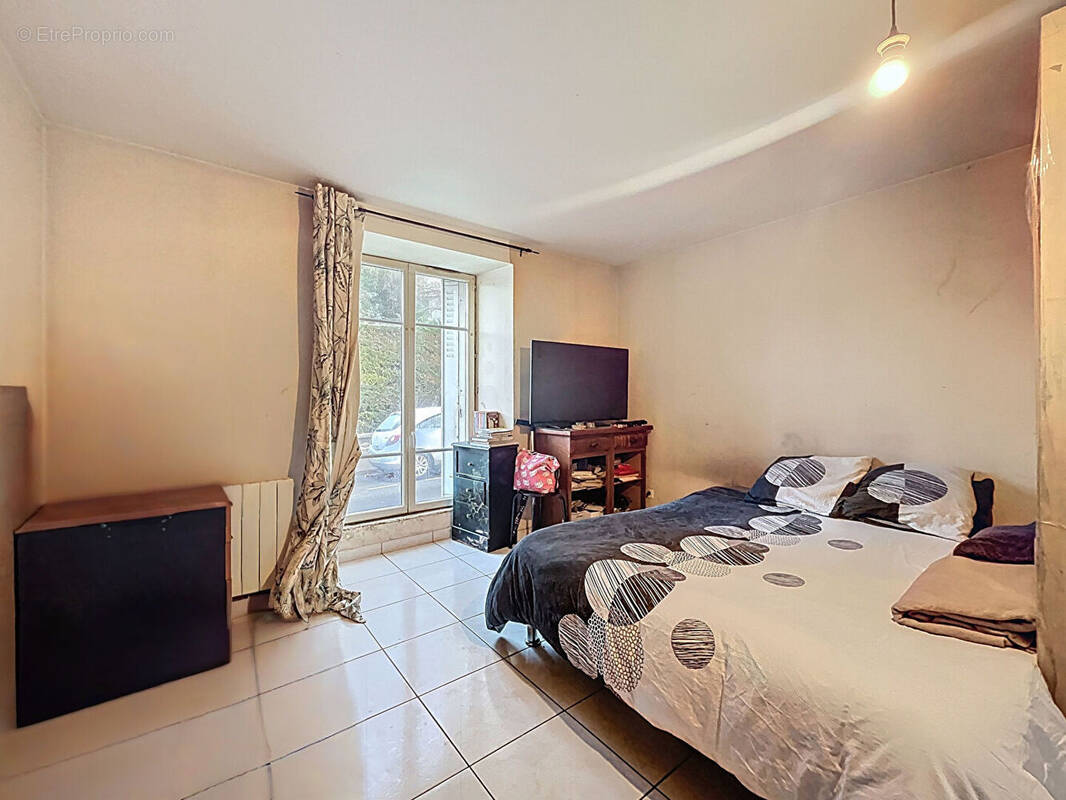 Appartement à CORBEIL-ESSONNES