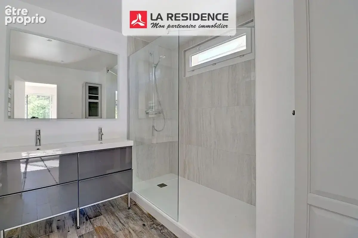 Maison 8 pièces 163 m² à vendre à Saint-Germain-En-Laye (78100) - photo 8
