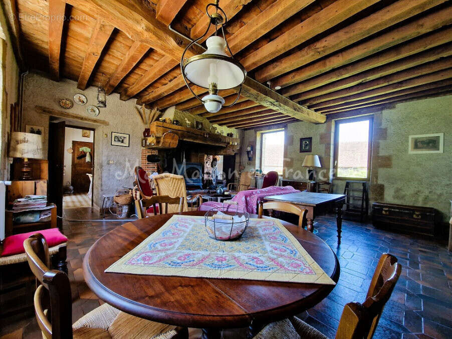 Maison à BOURBON-L&#039;ARCHAMBAULT