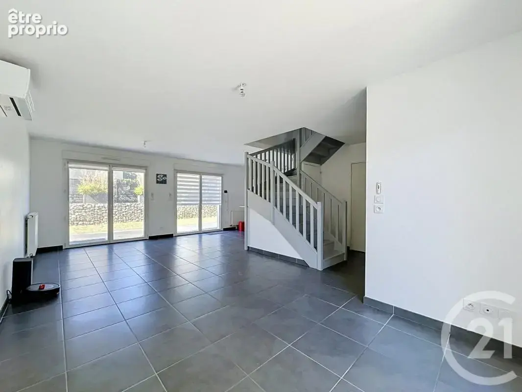 Maison 6 pièces 120 m² à vendre à Chassieu (69680) - photo 13